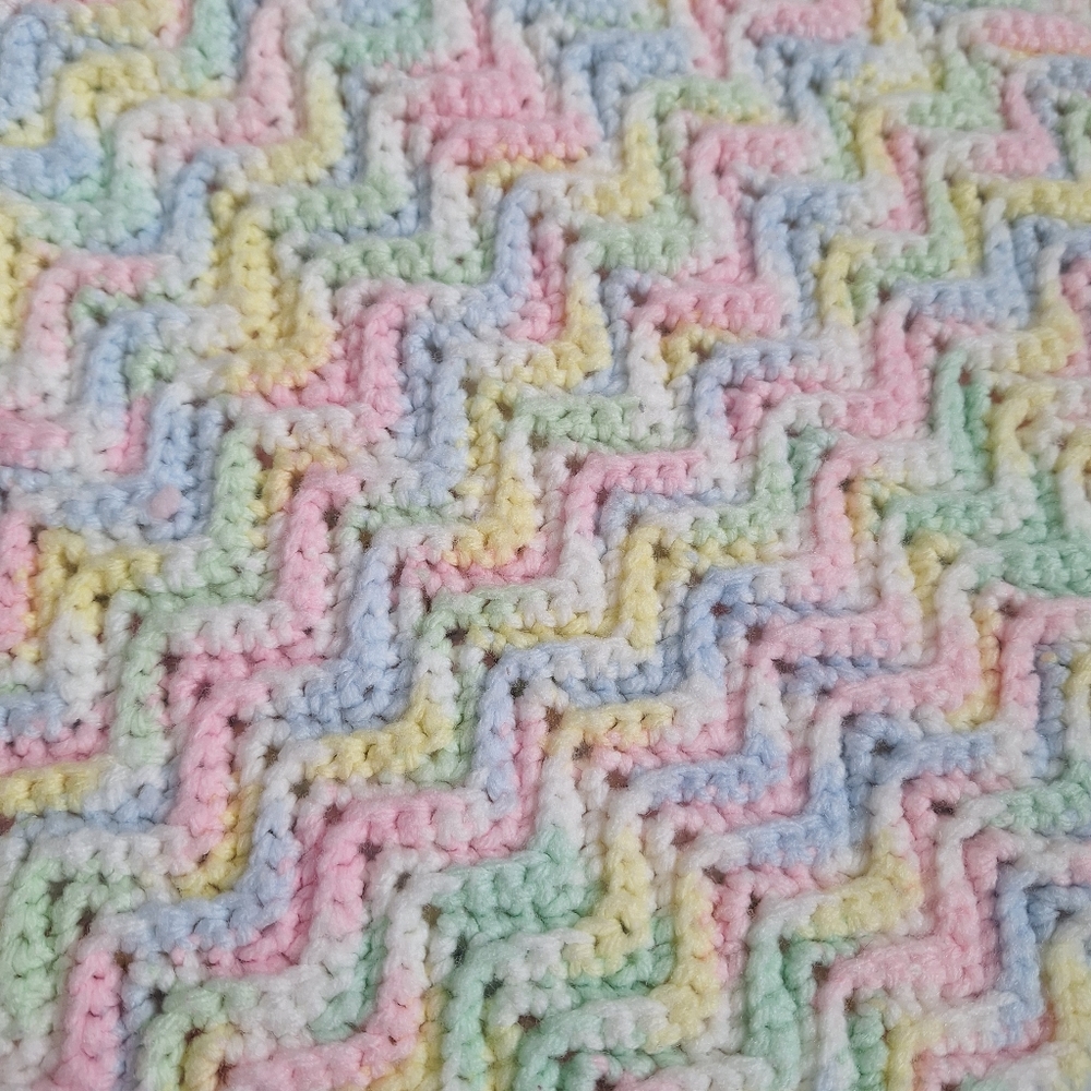 Lap Blanket Baby Stroller Throw Pastel Pink Green Yellow Blue Crochet Soft Yarn